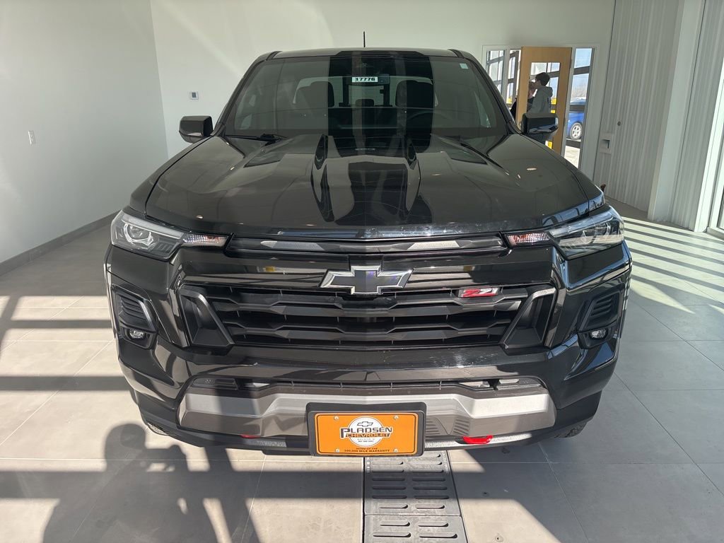Used 2024 Chevrolet Colorado Z71 w/ Z71 Convenience Package 2 AWD/4WD image 6