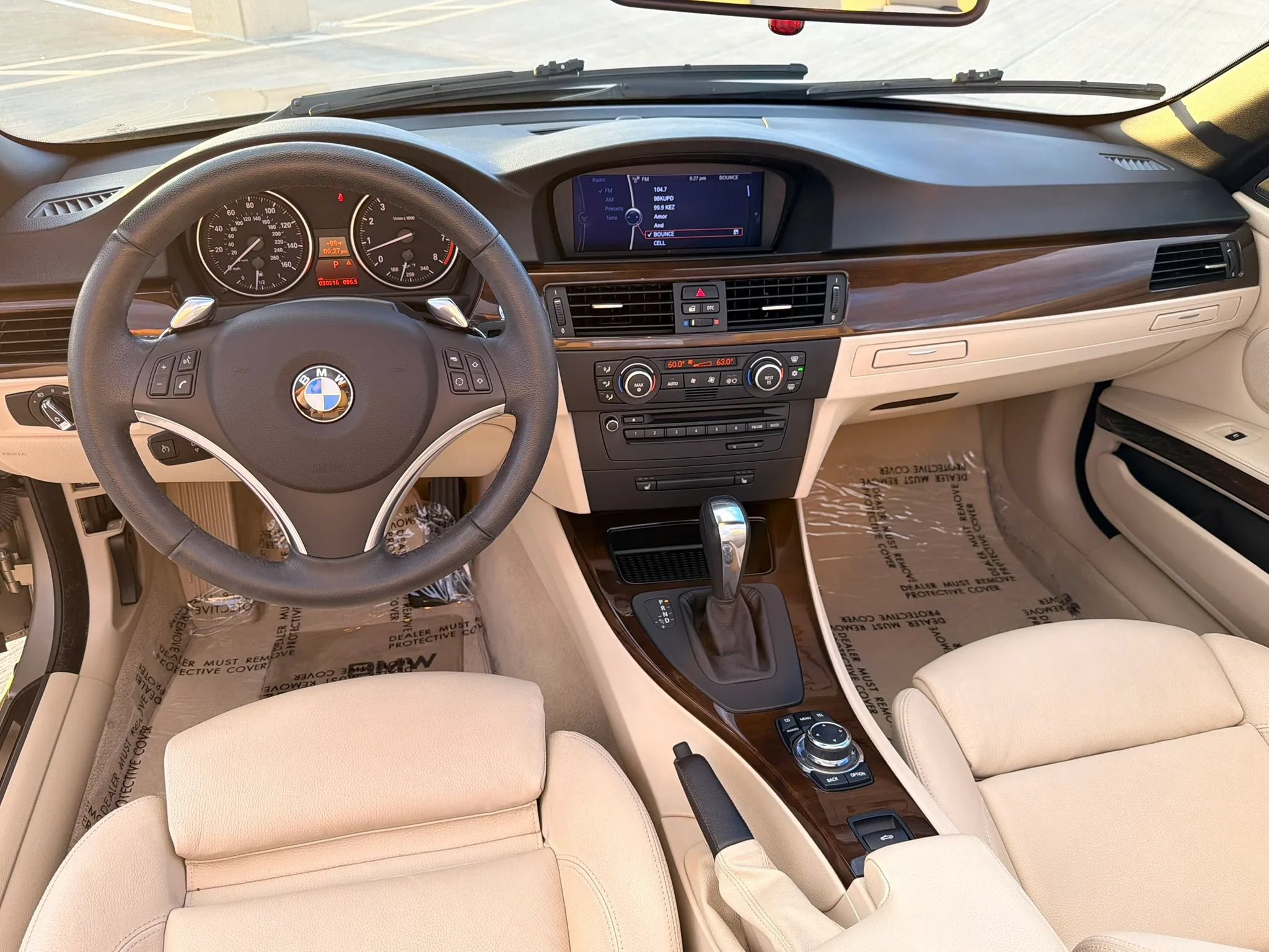Used 2009 BMW 335i Convertible RWD image 19