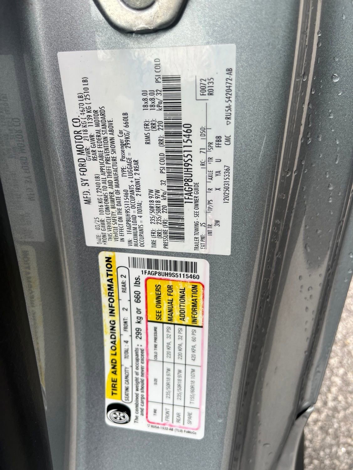 Used 2025 Ford Mustang Premium RWD image 30