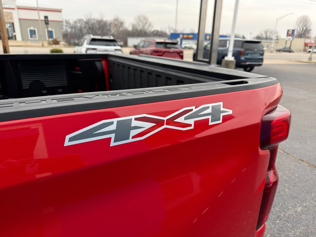 Used 2020 Chevrolet Silverado 1500 LT image 6