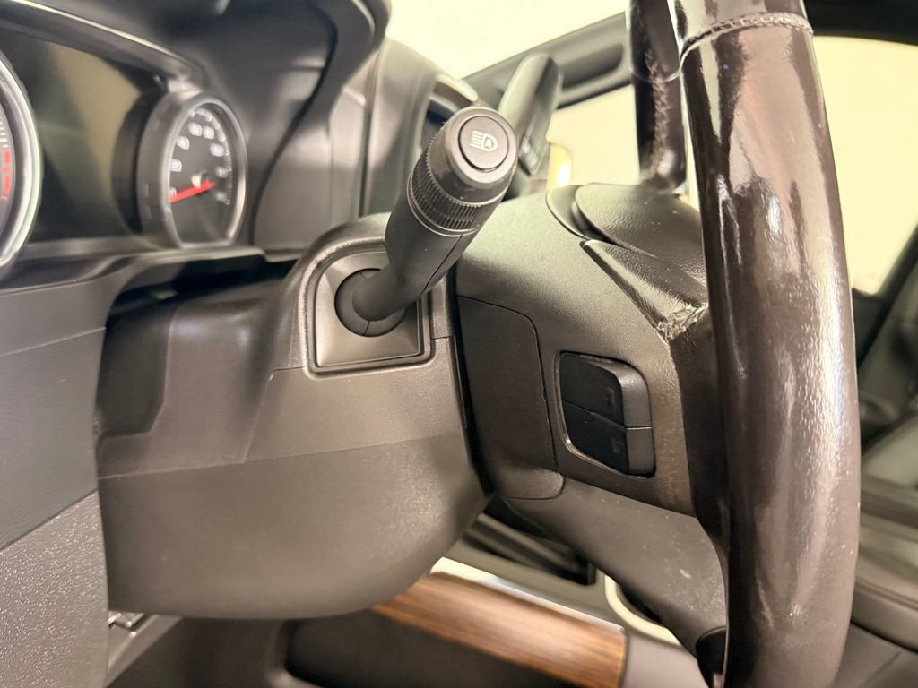 Used 2022 Chevrolet Silverado 1500 High Country AWD/4WD image 31
