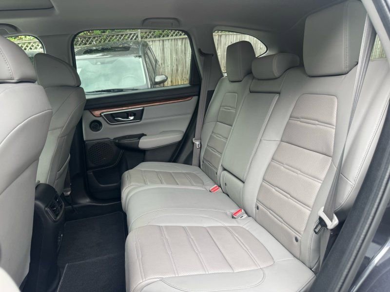 Used 2017 Honda CR-V Touring image 15