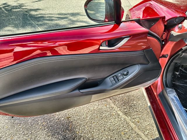 New 2026 MAZDA MX-5 Miata RF Grand Touring RWD image 13