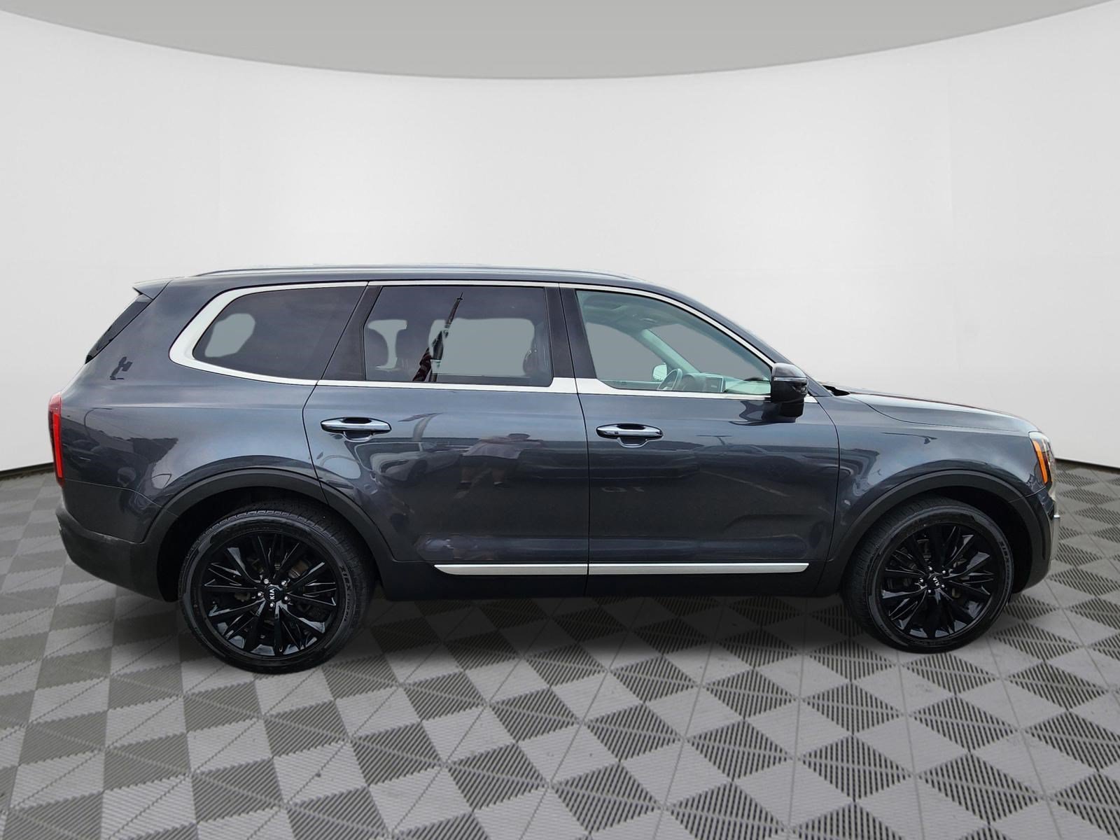 Used 2020 Kia Telluride SX w/ SX Prestige Package AWD/4WD image 6