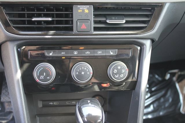 Used 2023 Volkswagen Taos SE image 17