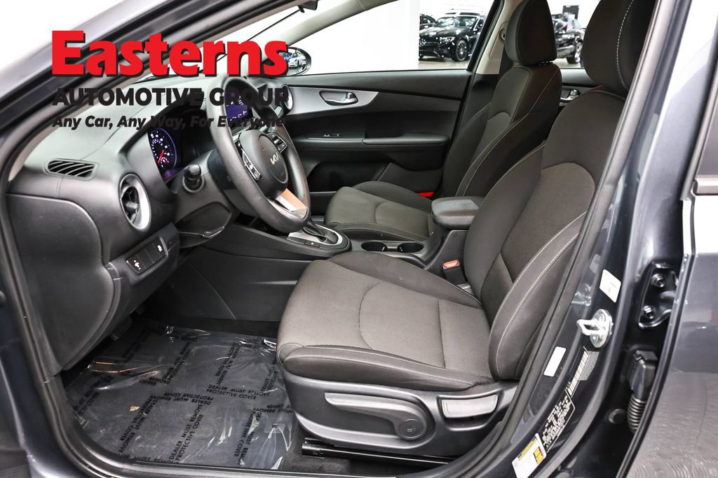 Used 2024 Kia Forte LXS FWD image 13