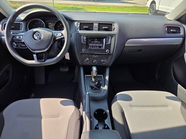 Used 2017 Volkswagen Jetta S FWD image 12