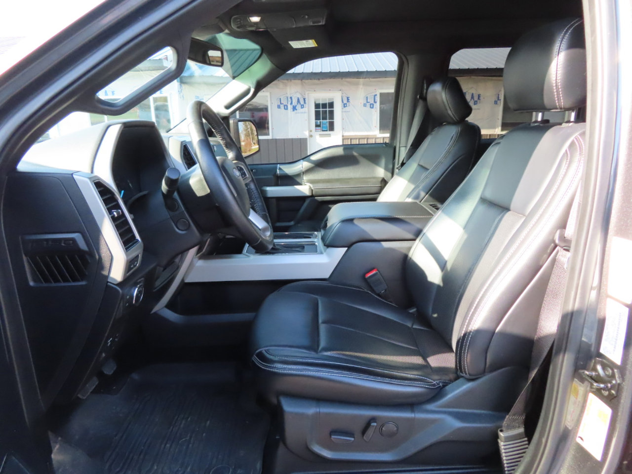 Used 2019 Ford F150 Lariat w/ Equipment Group 502A Luxury image 29