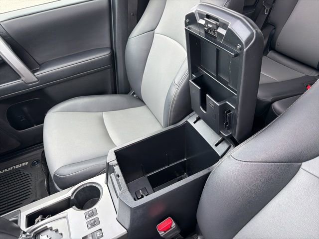 Used 2020 Toyota 4Runner SR5 Premium w/ Moonroof Package image 22