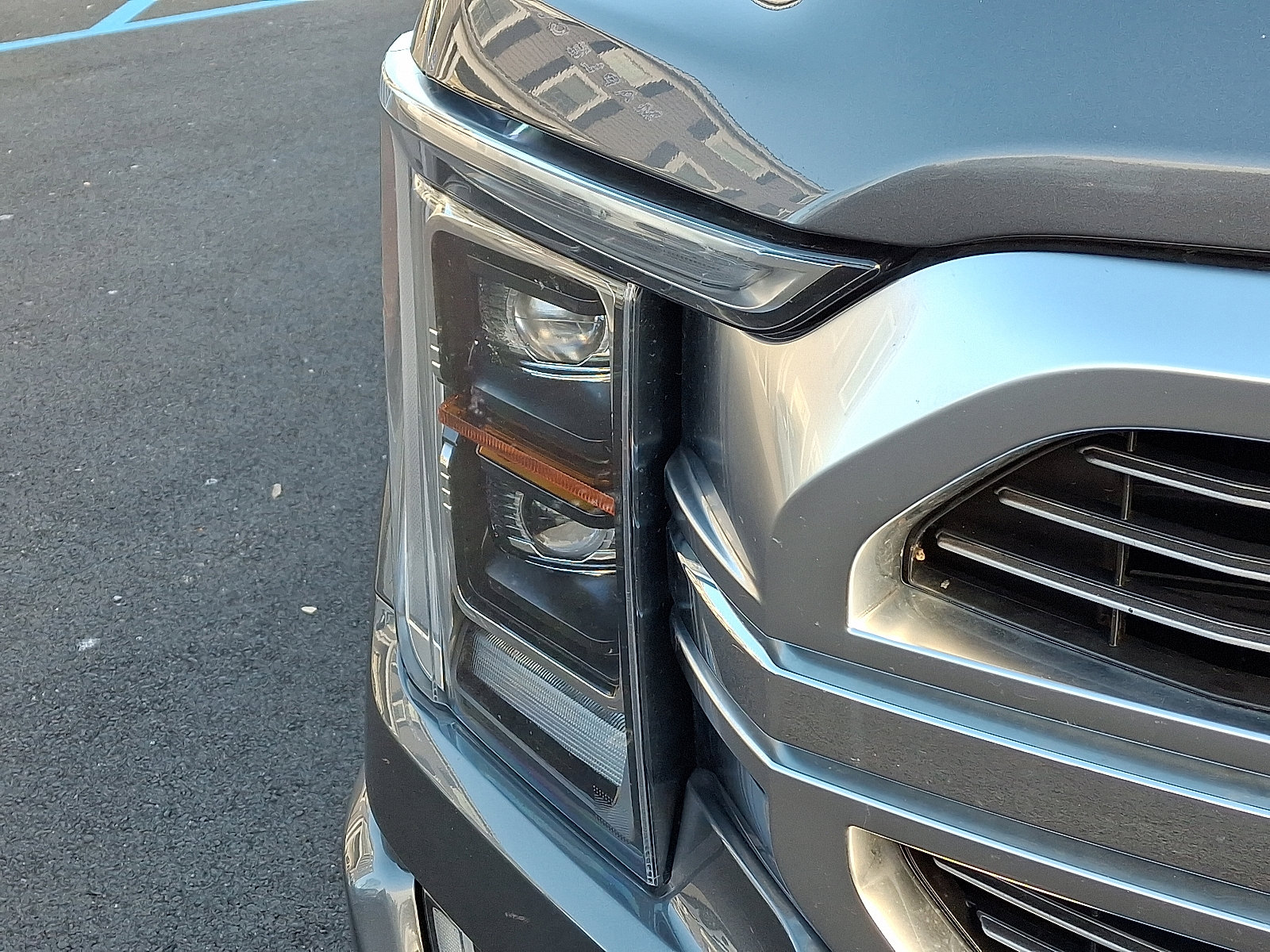 Used 2022 Ford F150 Limited image 10