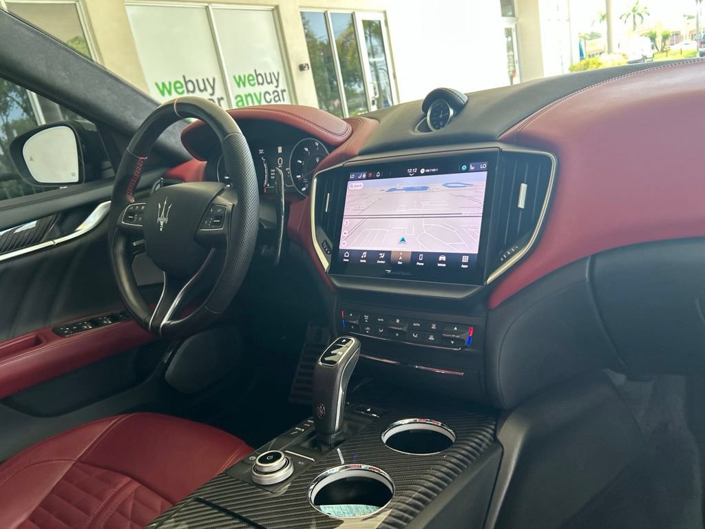 Used 2021 Maserati Ghibli S GranSport Q4 AWD/4WD image 24