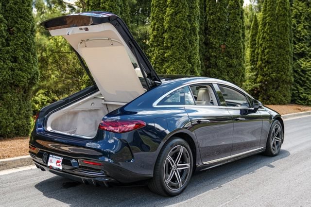 Used 2023 Mercedes-Benz EQS 580 4MATIC Sedan image 18