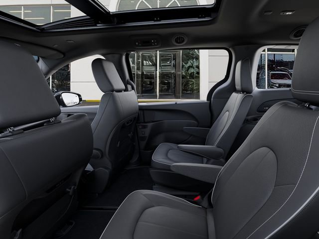 New 2026 Chrysler Pacifica Limited w/ S Appearance Package image 23