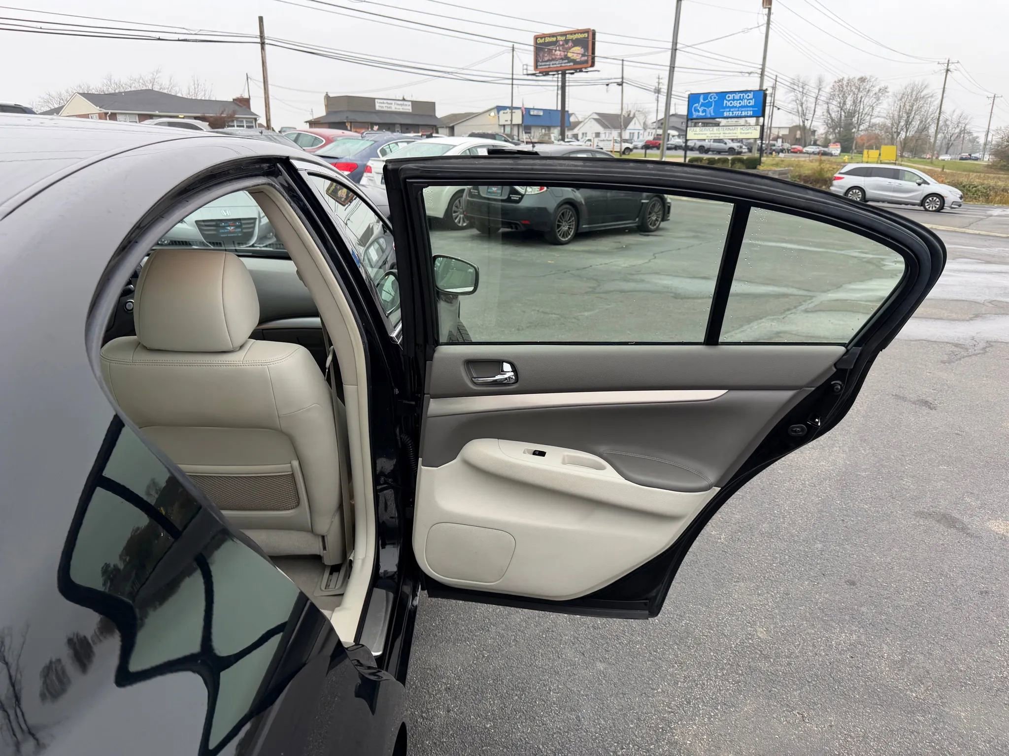 Used 2015 INFINITI Q40 w/ Navigation Package image 37