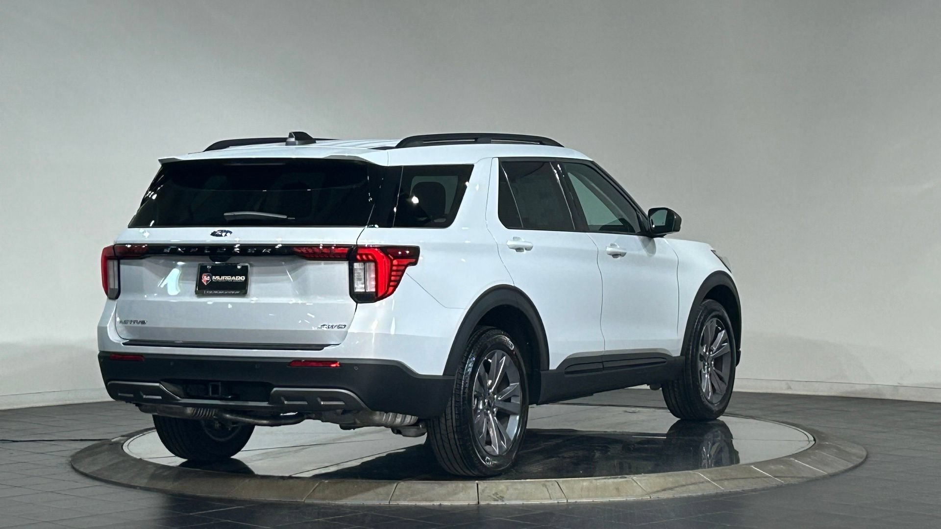 New 2026 Ford Explorer Active w/ Active Comfort Package AWD/4WD image 10