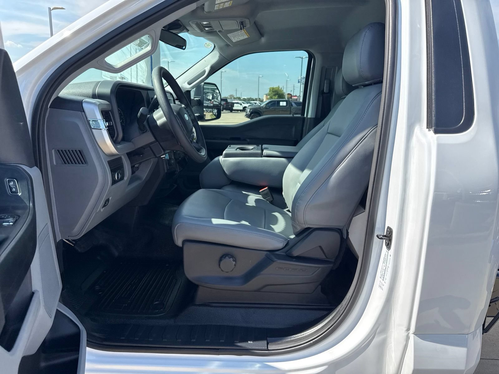 New 2026 Ford F550 2WD Regular Cab Super Duty image 13