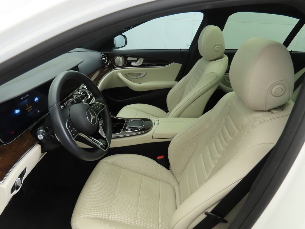 Used 2023 Mercedes-Benz E 350 Sedan image 18