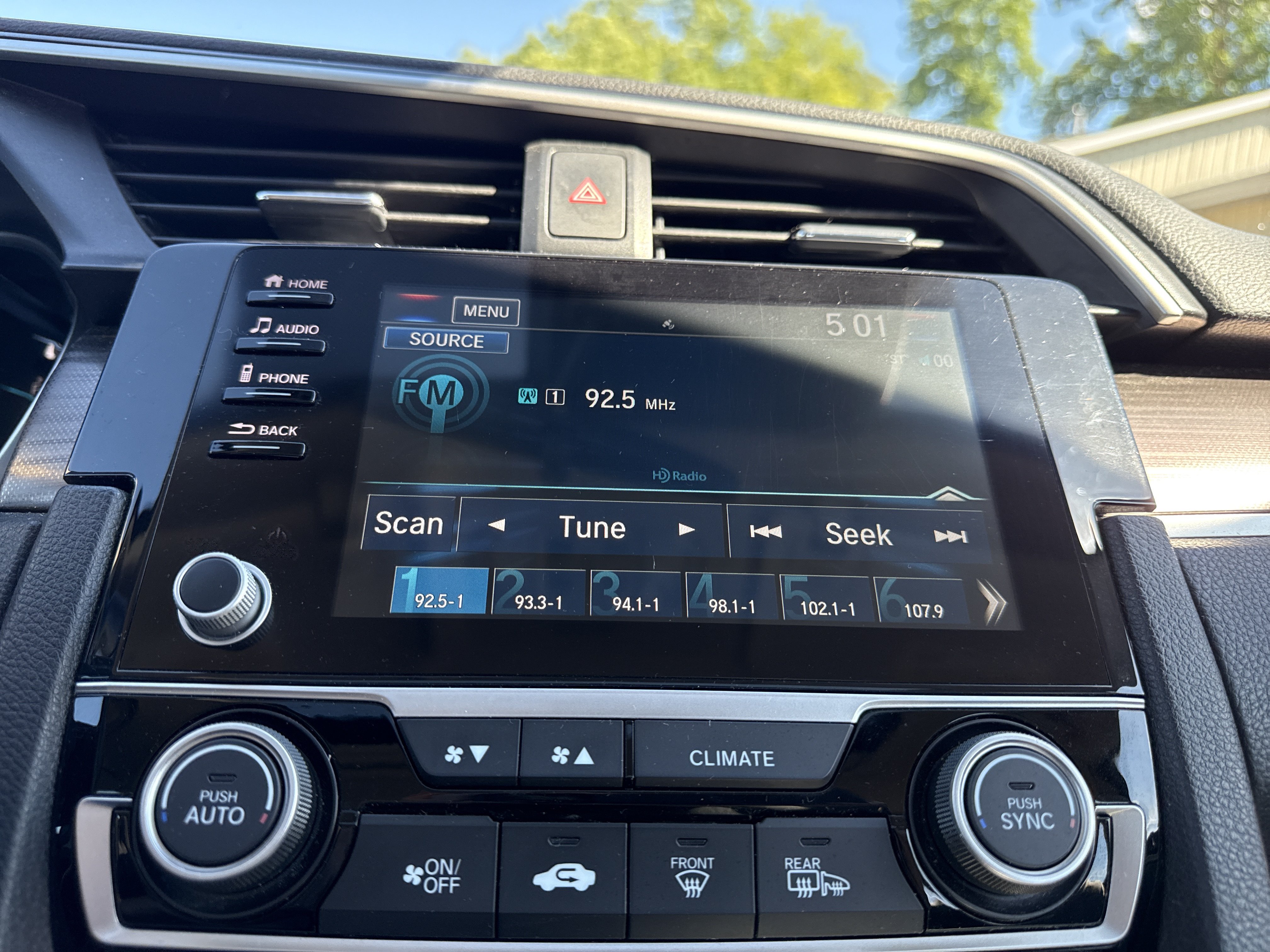 Used 2021 Honda Civic EX image 2