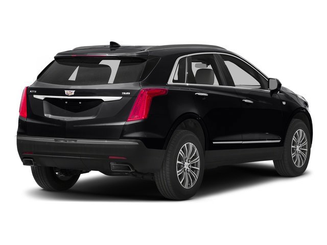 Used 2017 Cadillac XT5 Premium Luxury image 2