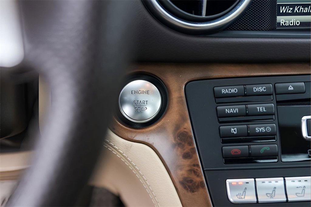 Used 2016 Mercedes-Benz SL 550 image 19