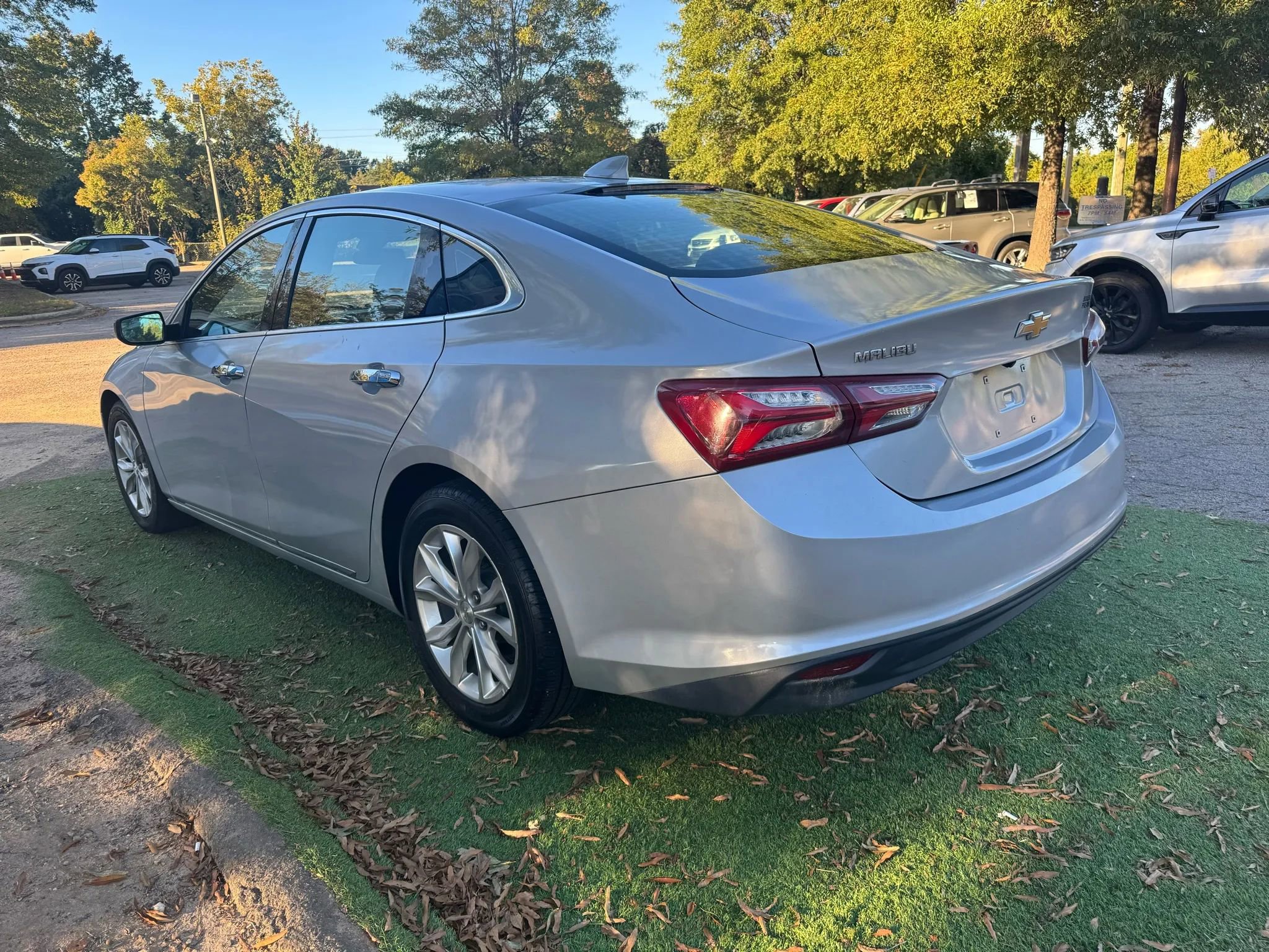 Used 2019 Chevrolet Malibu LT image 9