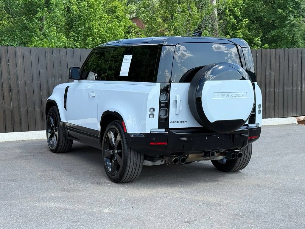 Used 2023 Land Rover Defender 90 V8 AWD/4WD image 3