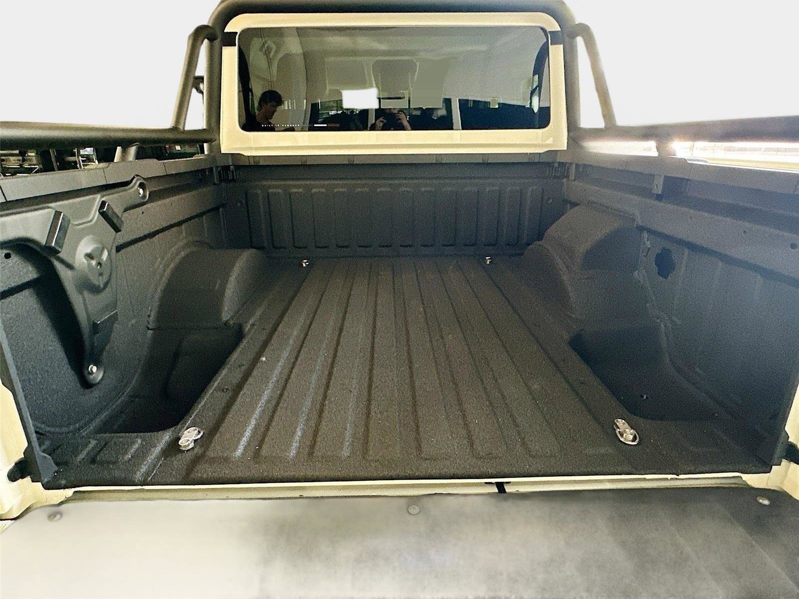 New 2025 INEOS Grenadier Fieldmaster Edition image 42