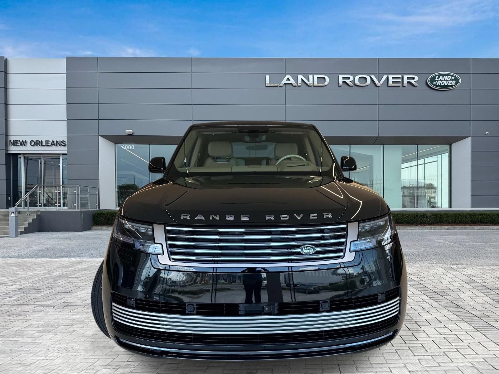 New 2026 Land Rover Range Rover SV AWD/4WD image 4