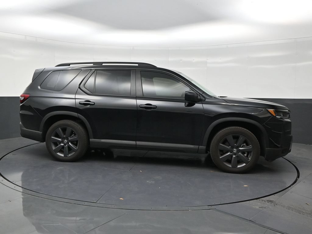 Used 2026 Honda Pilot Sport image 6