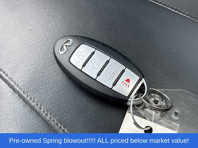 Used 2019 INFINITI QX50 Luxe w/ Navigation Package AWD/4WD image 30