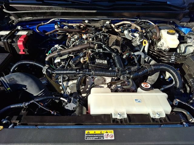 Used 2025 Toyota Tacoma SR5 AWD/4WD image 27