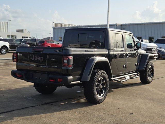 Used 2024 Jeep Gladiator Rubicon AWD/4WD image 3