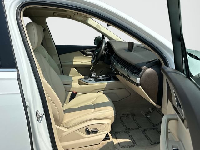 Used 2019 Audi Q7 2.0T Premium Plus w/ Premium Plus Package AWD/4WD image 22