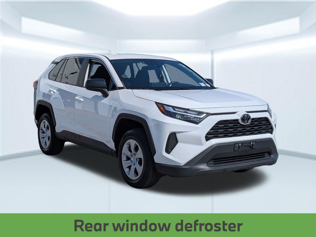 Used 2024 Toyota RAV4 LE AWD/4WD image 9
