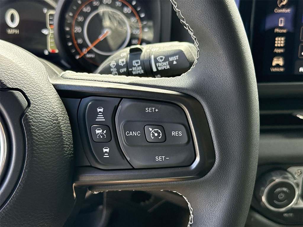 Used 2025 Jeep Wrangler Unlimited Rubicon AWD/4WD image 34