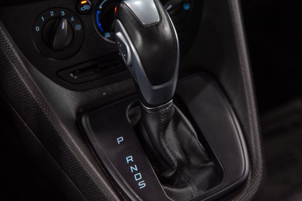 Used 2016 Ford Transit Connect XL FWD image 23