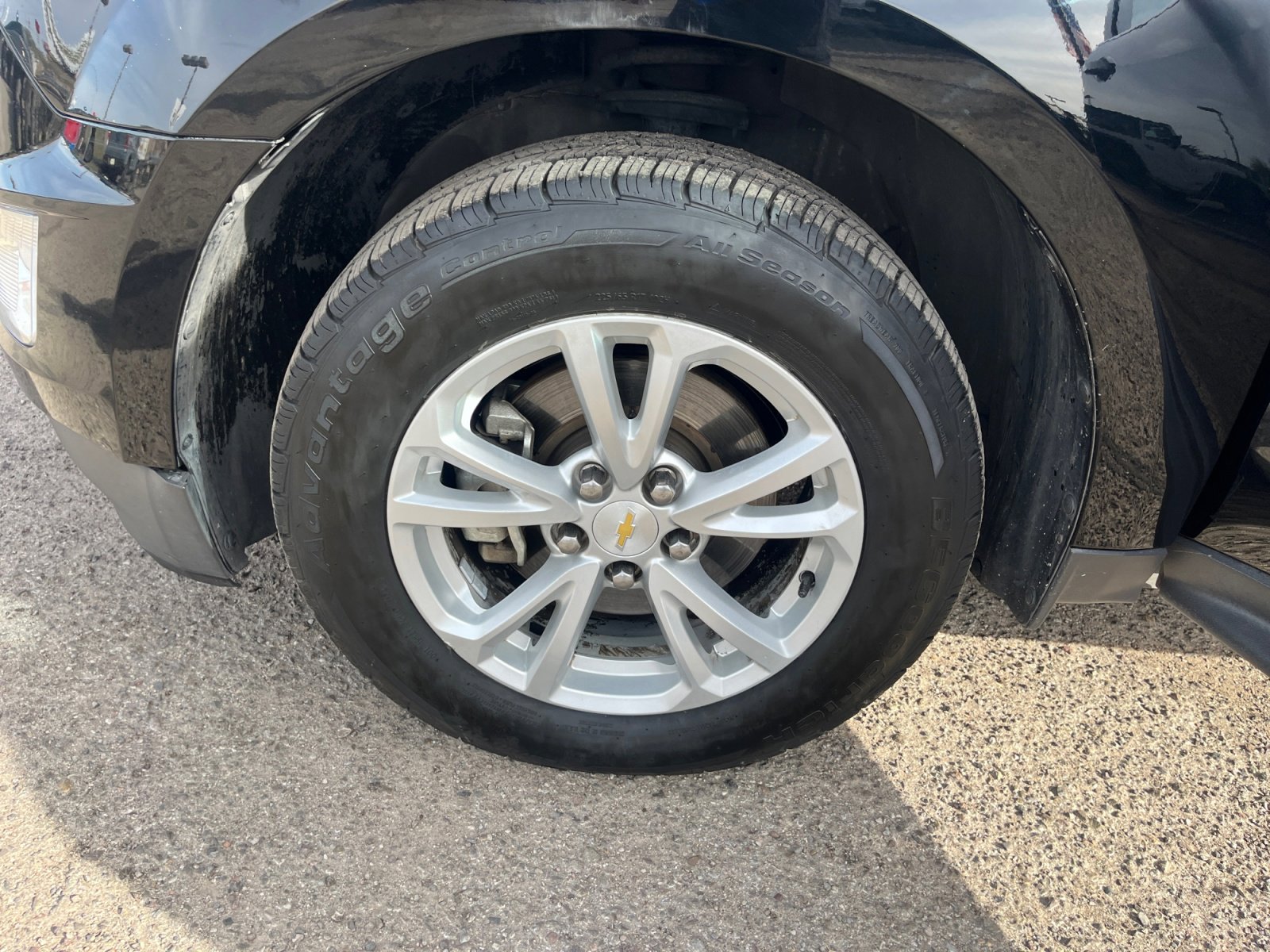 Used 2017 Chevrolet Equinox LT w/ Convenience Package image 26