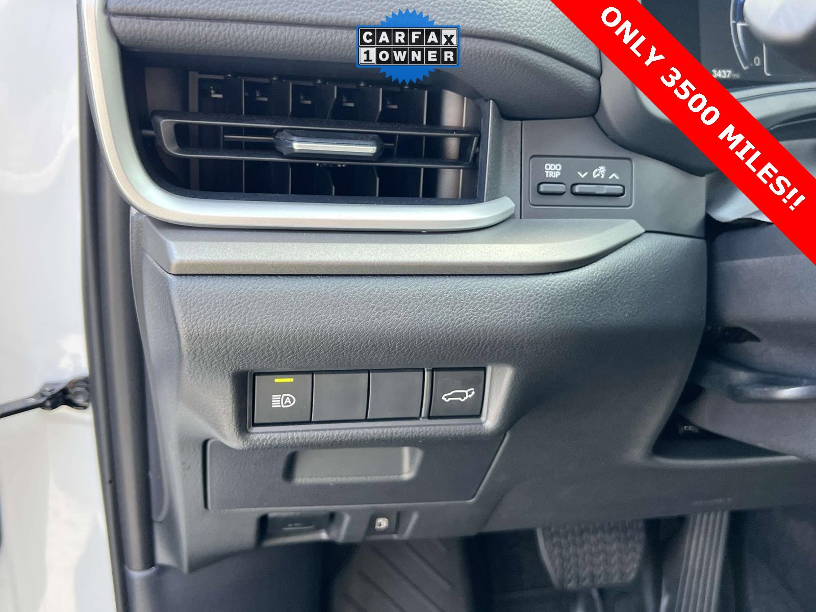 Used 2025 Toyota Grand Highlander AWD image 25