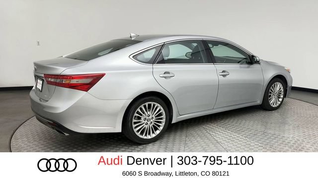Used 2016 Toyota Avalon Limited w/ Toyota Safety Sense Package FWD image 2