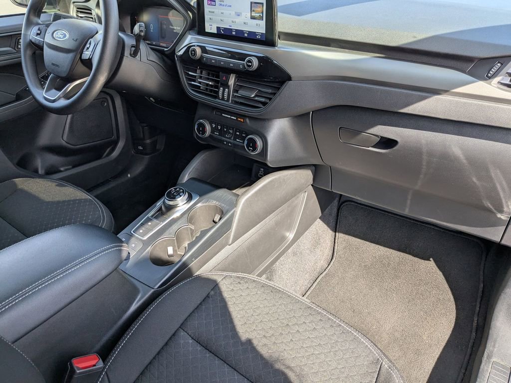 Used 2025 Ford Escape Active image 29