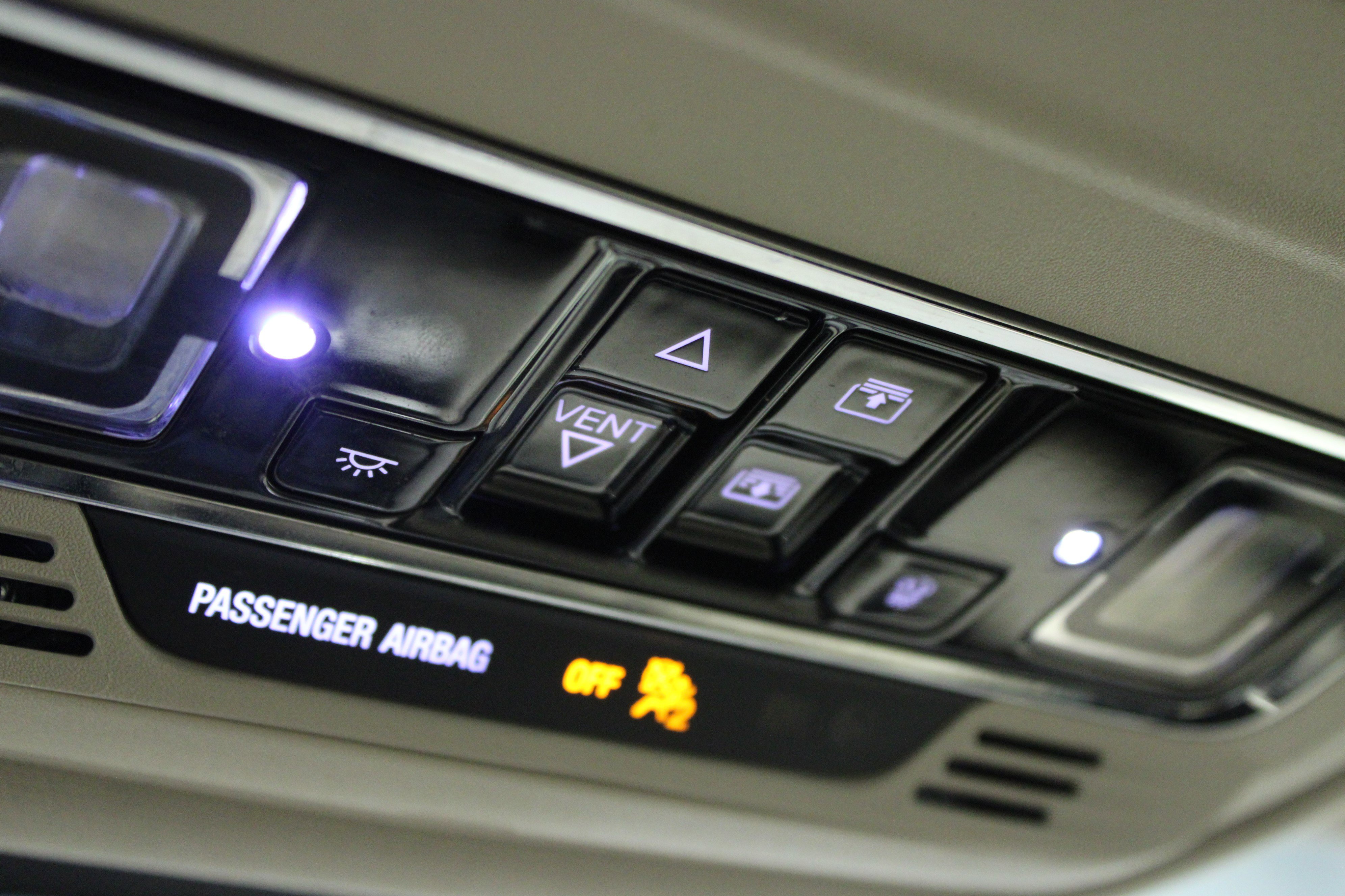 Used 2020 Lincoln Aviator Reserve w/ Equipment Group 202A image 25