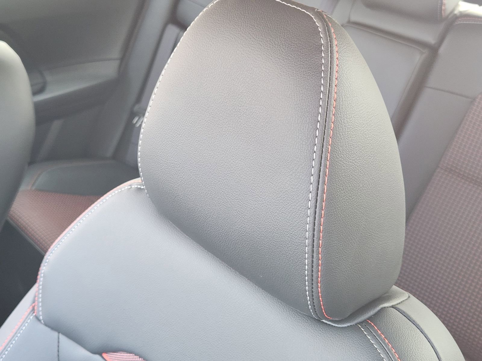 New 2026 Nissan Kicks SR image 15