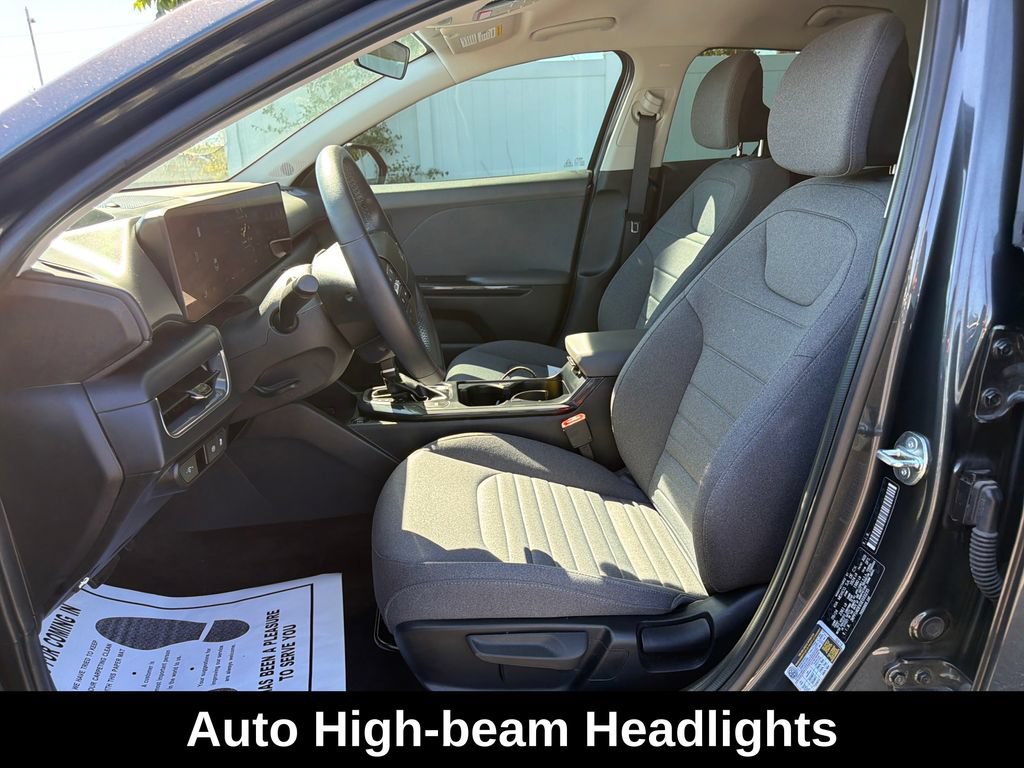 Used 2025 Kia K4 EX FWD image 11