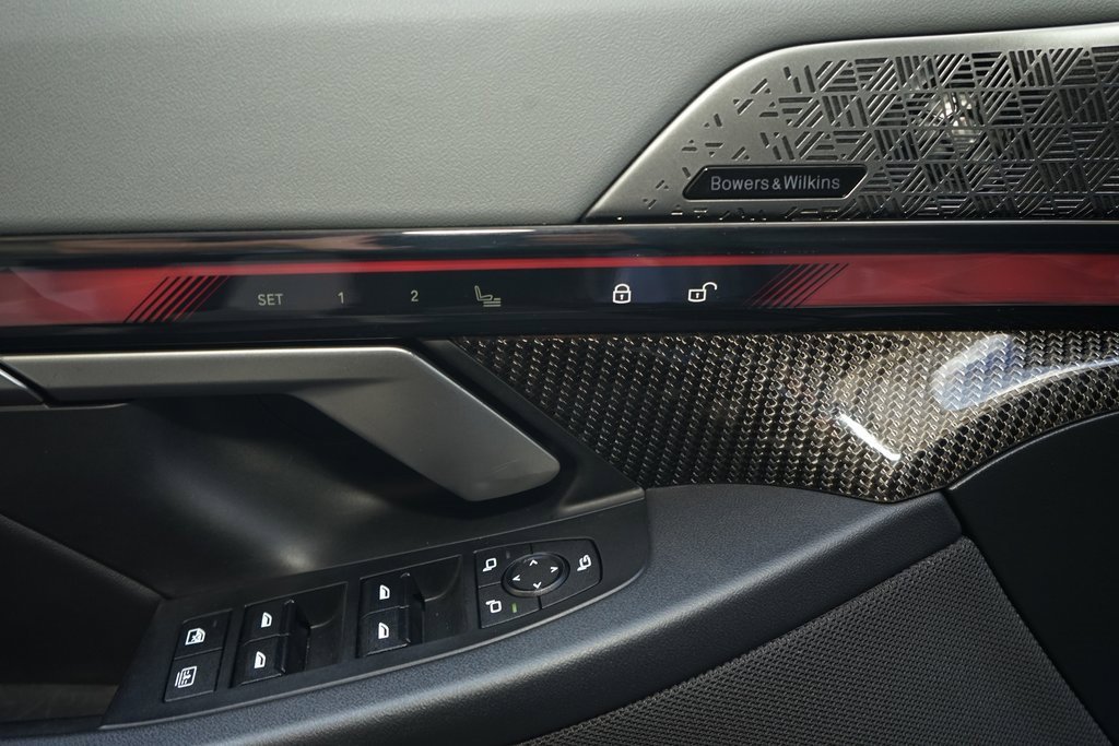 Used 2024 BMW i5 M60 w/ Executive Package image 28