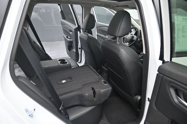New 2026 Nissan Rogue Dark Armor AWD/4WD image 29
