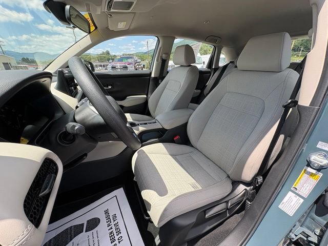 Used 2025 Honda HR-V LX image 23