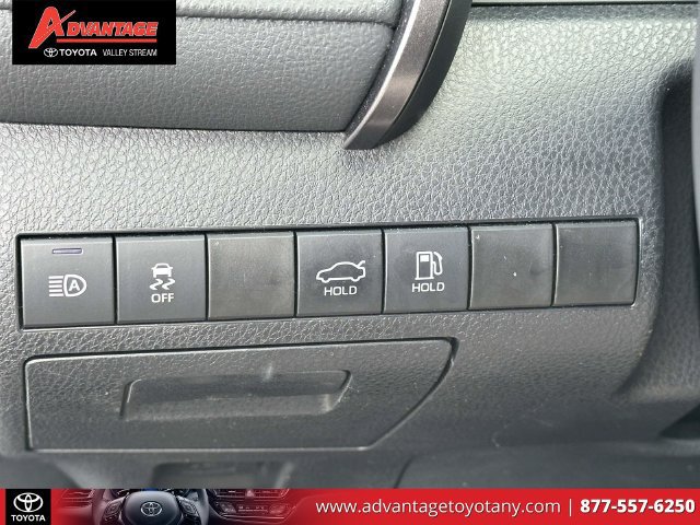 Used 2024 Toyota Camry SE FWD image 23