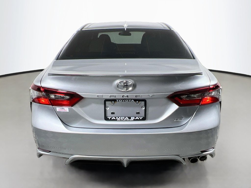 Used 2024 Toyota Camry SE FWD image 4