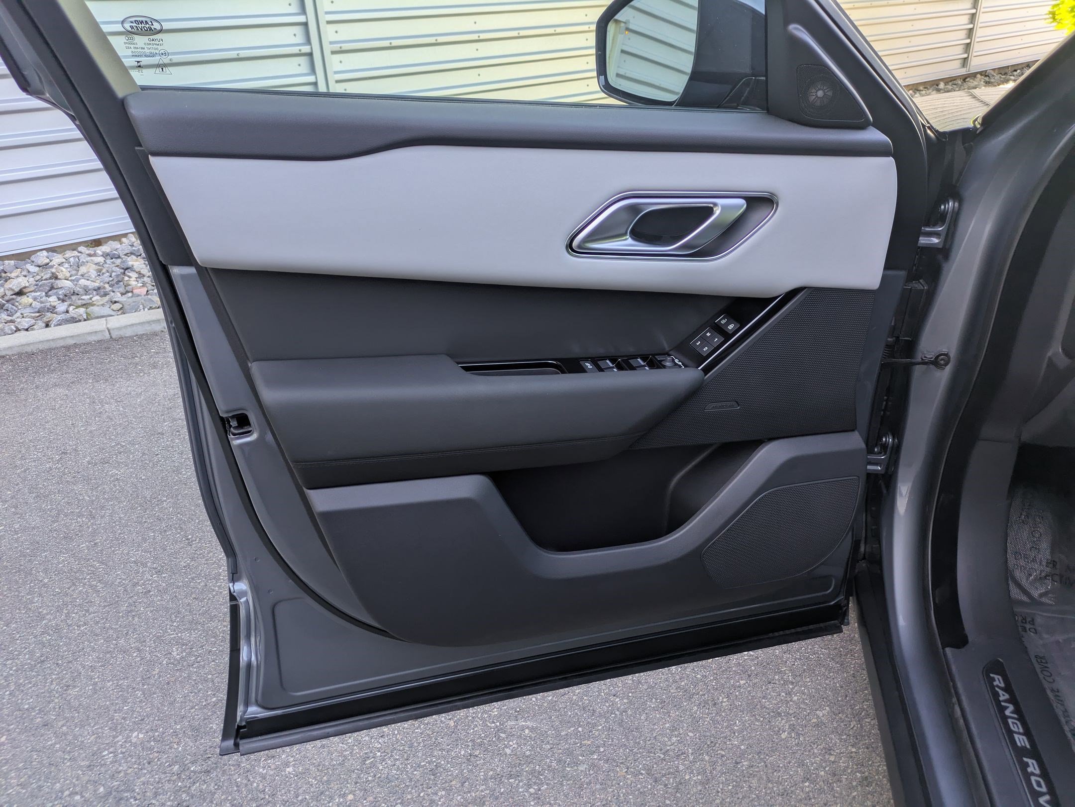 New 2026 Land Rover Range Rover Velar S AWD/4WD image 13