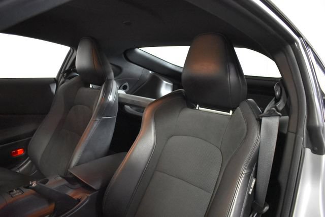Certified 2024 Nissan Z Performance w/ Floor Mat Package RWD image 11